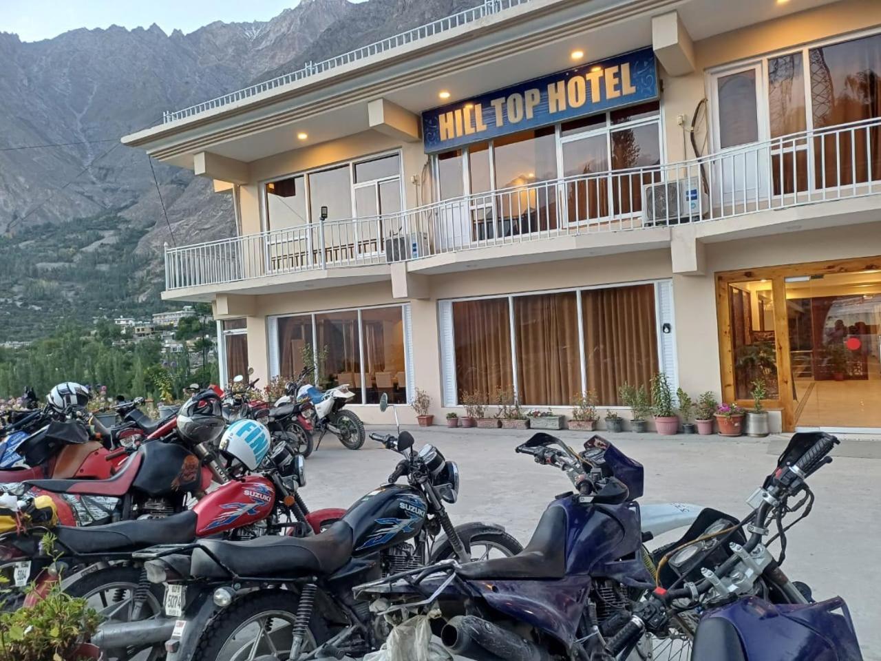Hilltop Hotel, Hunza Karimabad  外观 照片