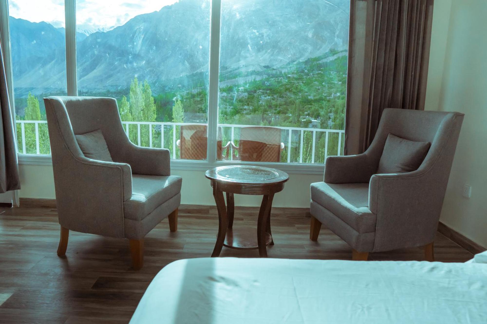 Hilltop Hotel, Hunza Karimabad  外观 照片