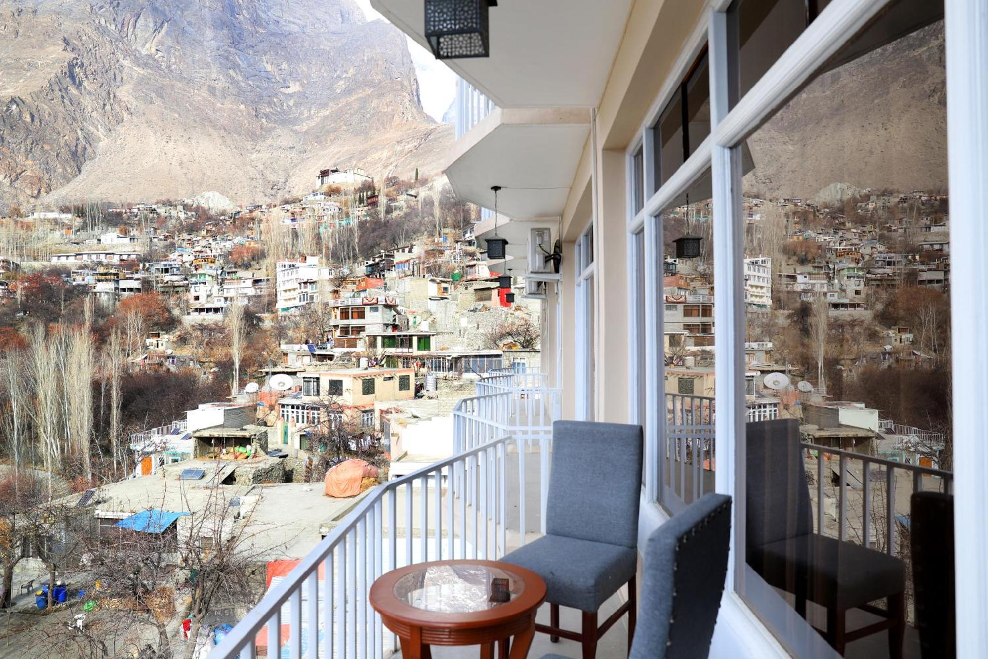 Hilltop Hotel, Hunza Karimabad  外观 照片